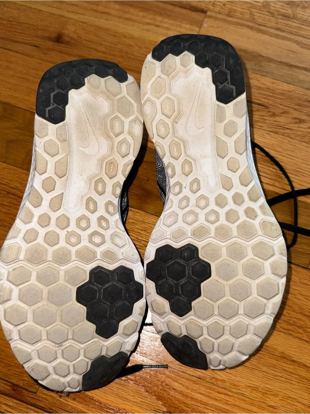 Nike Women’s Black and White Patterned Sneakers